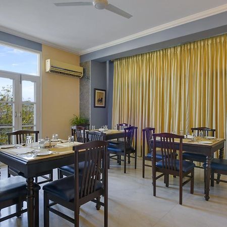 สหปุระ เทพ วิลลา อุทัยปุระ Bed & Breakfast อุเดเปอร์ ภายนอก รูปภาพ